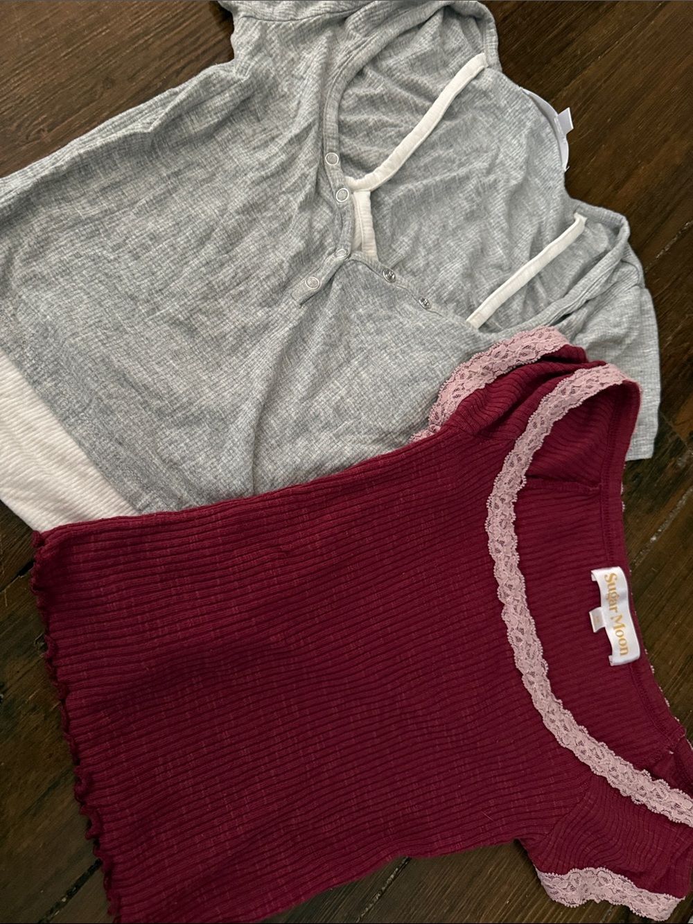 Burgundy Ribbed Short Sleeve Tee with Pink Lace Trim and gray top set